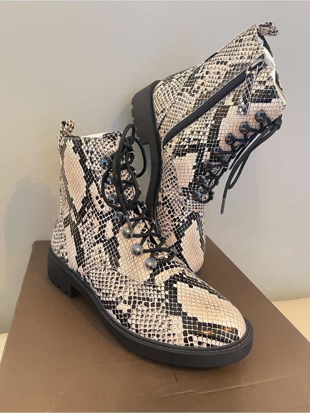 New Paolo Women’s Snakeskin Lace-Up Ankle Boots in Black and Cream